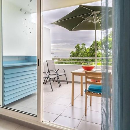Flamboyant - Studio 2 Personnes Avec Lit De Qualite Hoteliere Separable Pour Couple Ou Amis Avec Tres Belle Terrasse A 12 Min A Pied Ou 4 Min En Voiture Du Lagon De L'Ermitage - St Gilles Les Bains La Saline Le Bains Bagian luar foto